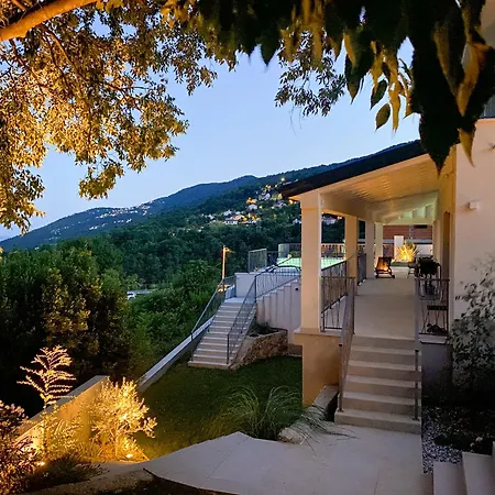빌라 Maritima Opatija-meerblick-infinity Pool-luxus-relax