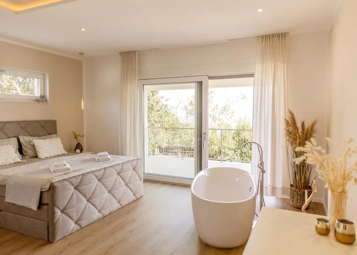 Maritima Opatija-meerblick-infinity Pool-luxus-relax Opatija