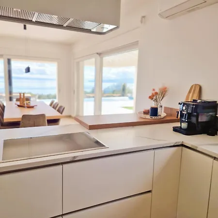 Maritima Opatija-meerblick-infinity Pool-luxus-relax